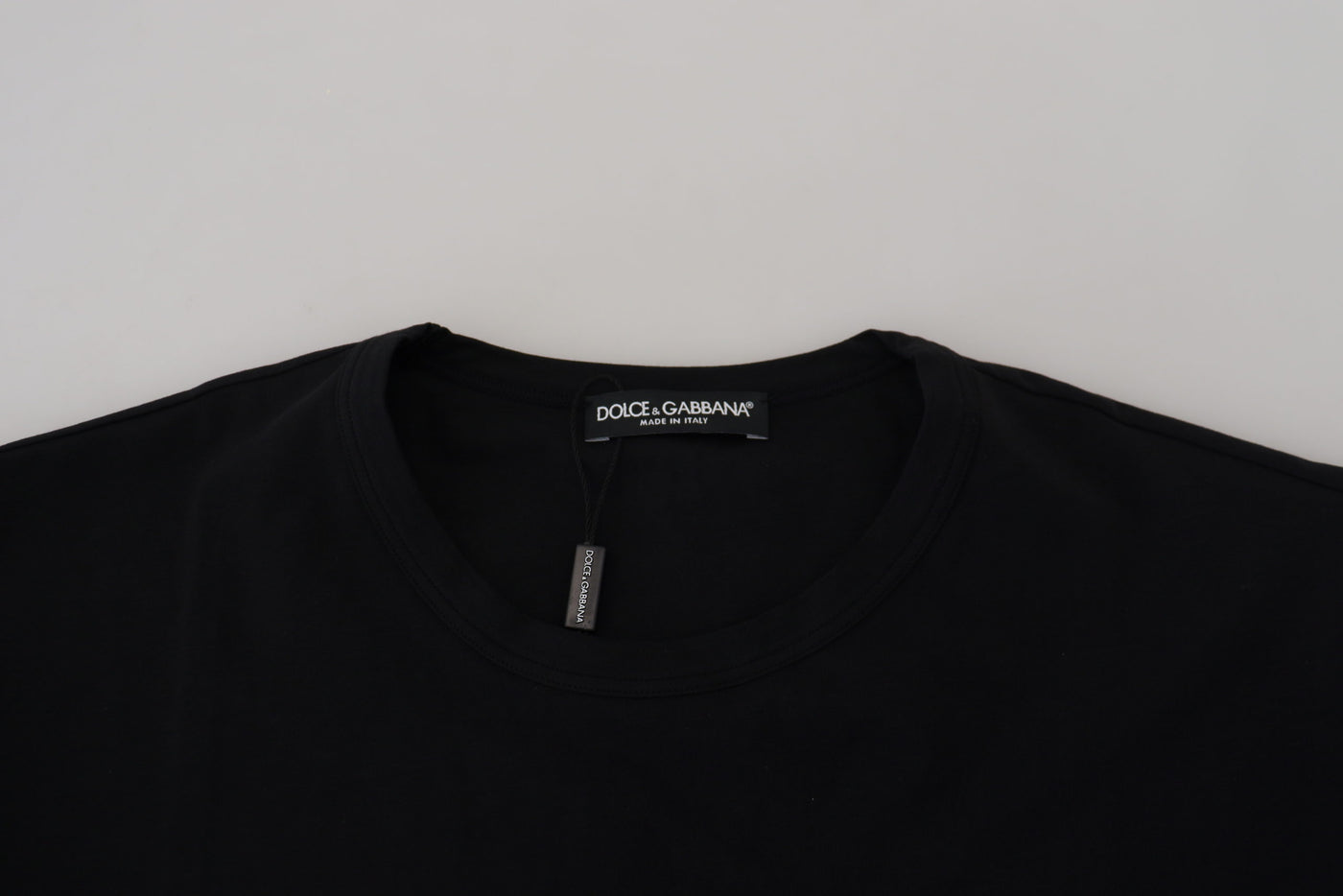 Black Short Sleeves Round Neck T-shirt