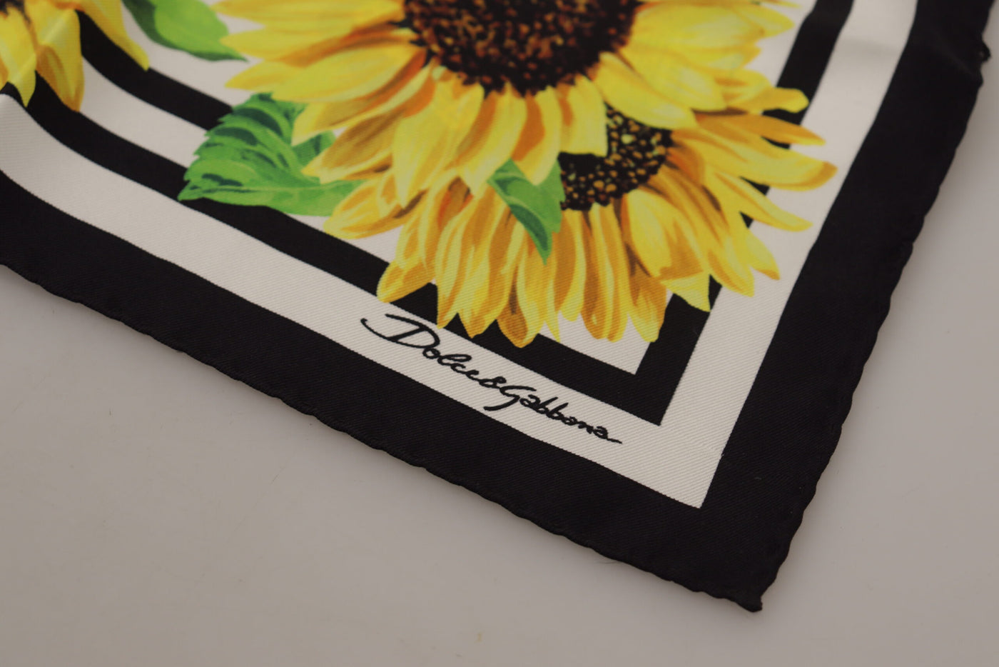 Multicolor Sunflower Print Square Wrap Scarf